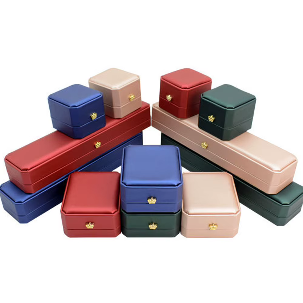 Boîte à pendentifs en cuir PU de luxe, forme octogonale, avec fermoir en métal, 6 couleurs, coffret cadeau organisateur de bijoux
