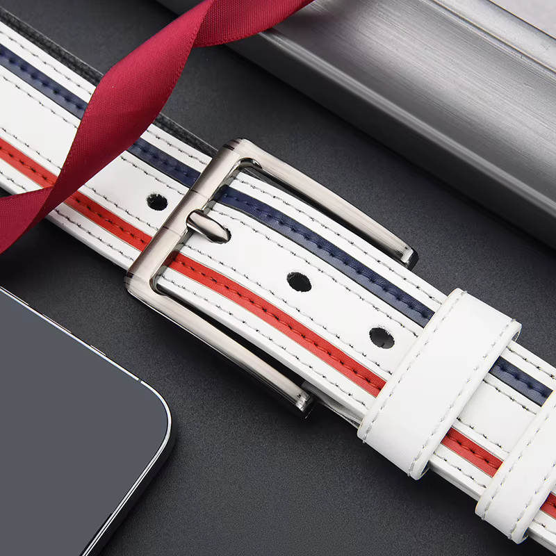 Ceinture en similicuir rayée pour homme, qualité supérieure, design à boucle à ardillon, parfaite pour les tenues décontractées et semi-formelles