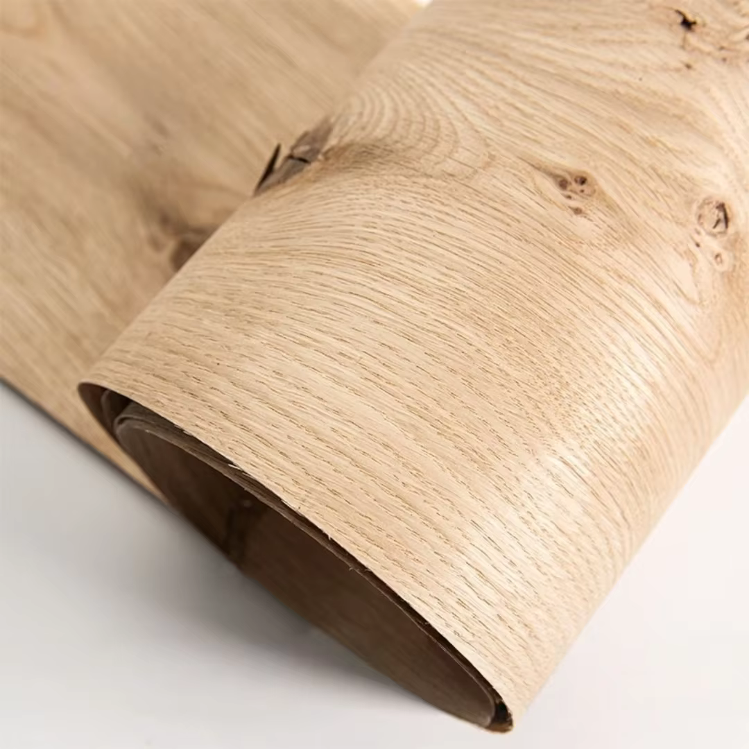 Placage en bois de chêne blanc noué naturel Vintage de 0.5mm d'épaisseur pour panneaux de haut-parleurs revêtements muraux conception de meubles et d'armoires