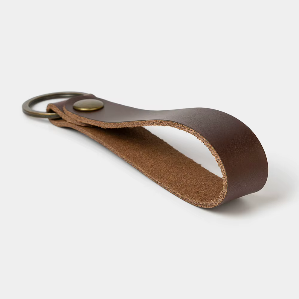Porte-clés personnalisé en cuir gravé sur mesure pour femme de ménage