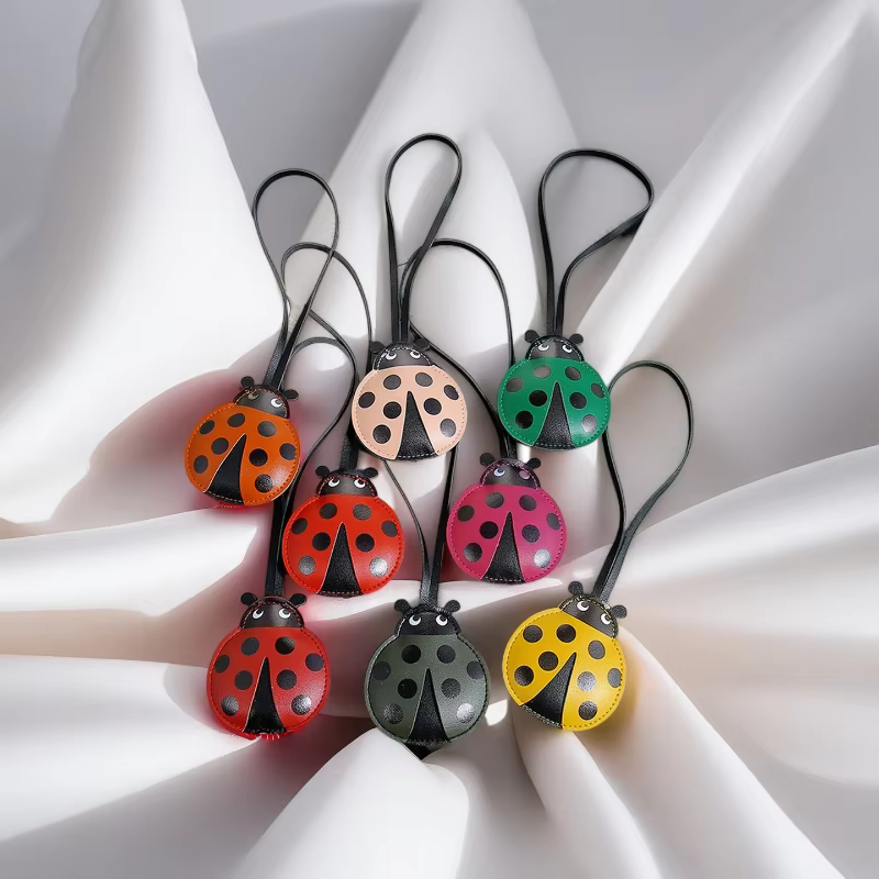 Coccinelle en cuir PU porte-clés sac breloque pour femmes/hommes