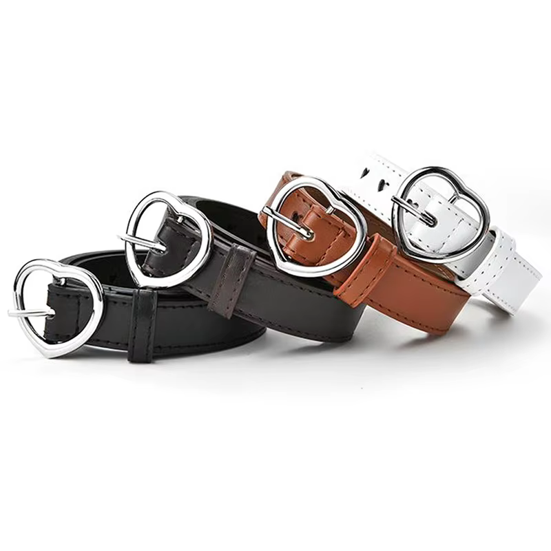 Ceinture squelette pour femme avec boucle cœur