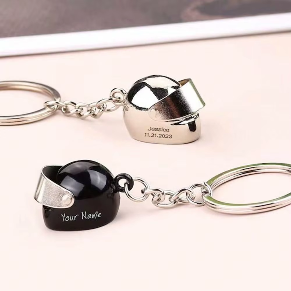 1 porte-clés personnalisé pour casque de moto