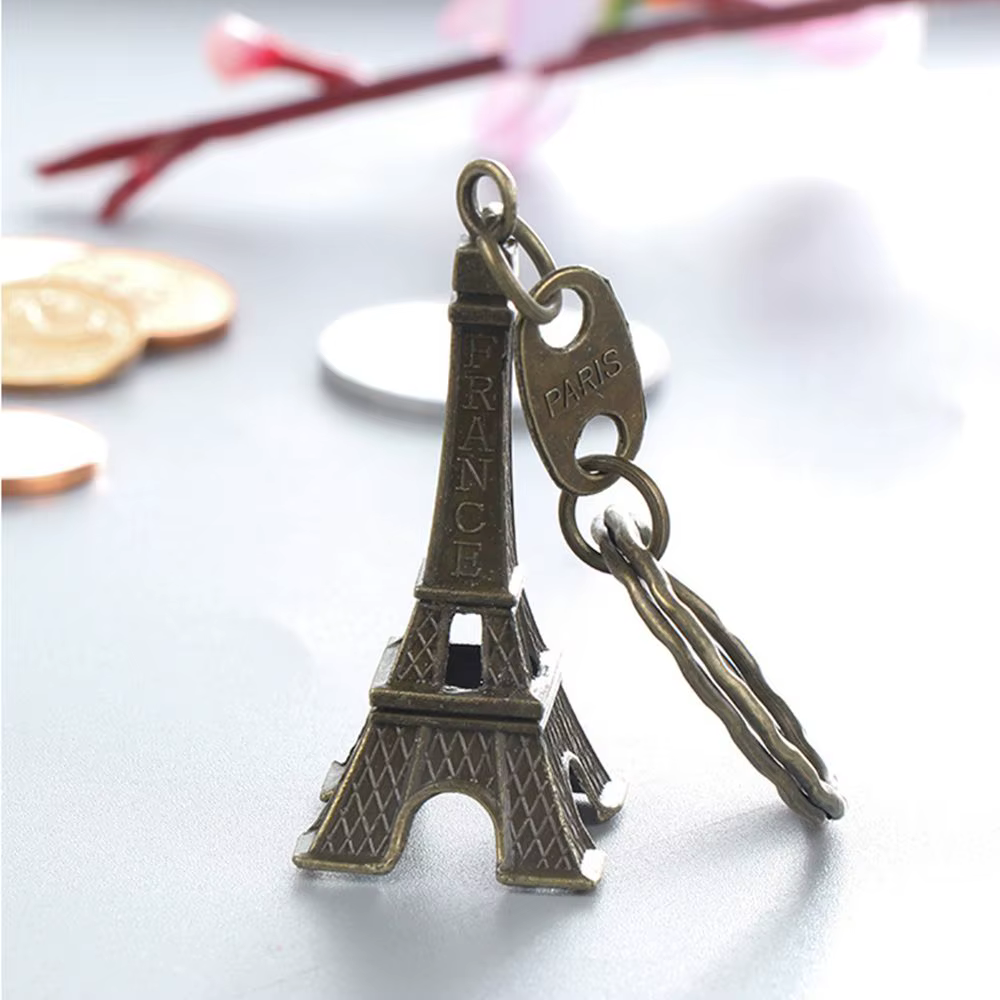 Porte-clés en métal Tour Eiffel