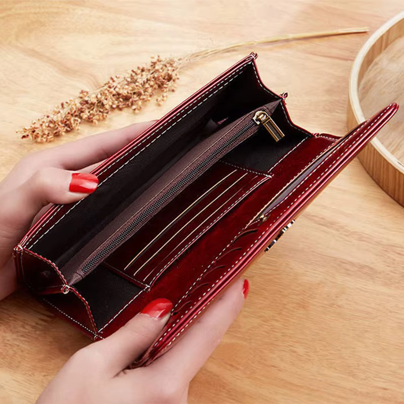 Portefeuille en cuir pour femme