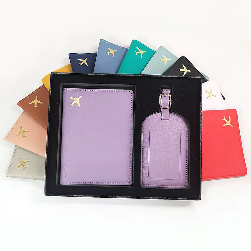 Ensemble de porte-passeport et étiquette de bagage personnalisés avec boîte cadeau