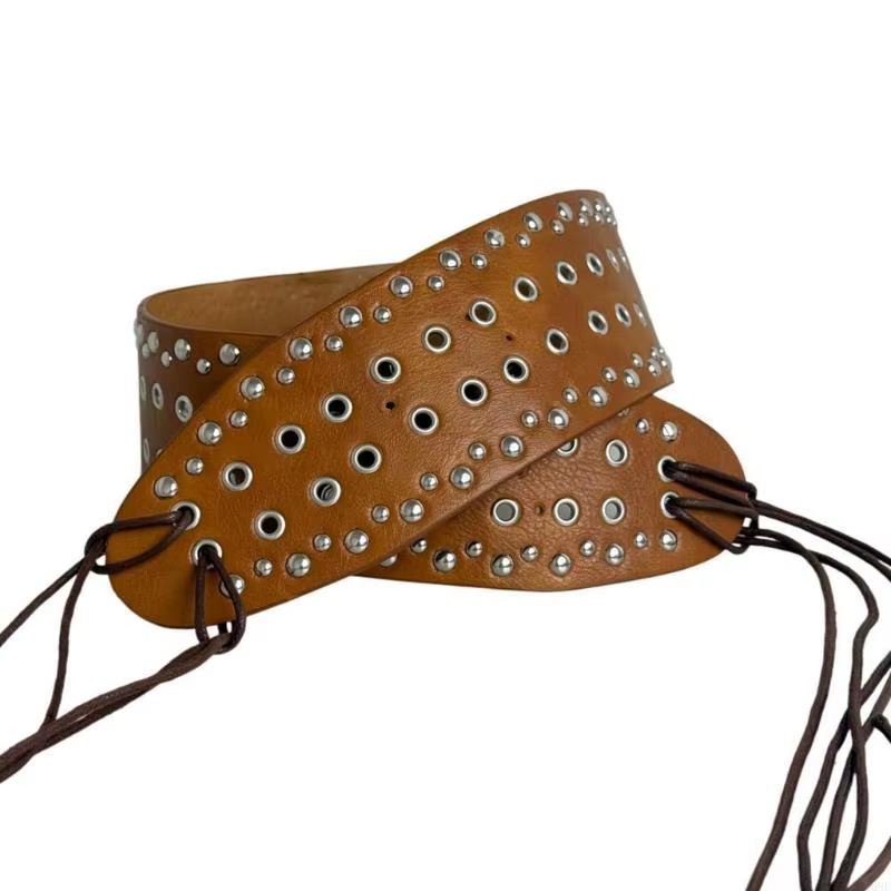 Ceinture élégante cloutée ajourée pour femmes