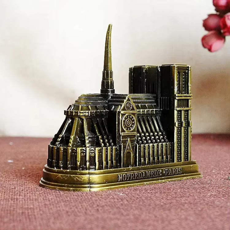 Statue de pont de tour Libert Big Ben, modèle d'architecture de bâtiment de renommée mondiale en métal, Souvenir touristique, décor de maison et de bureau