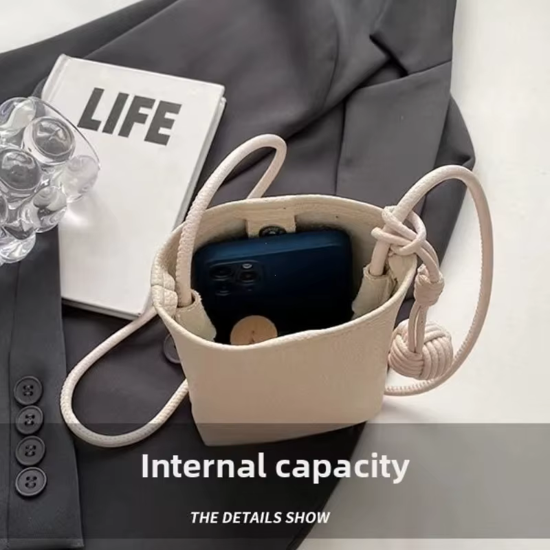 Petit sac à bandoulière en cuir pour femmes