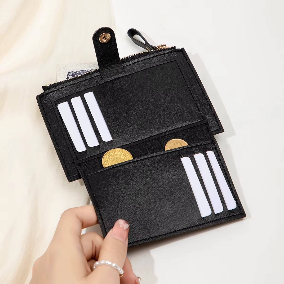 Sac à cartes court minimaliste et à la mode pour femmes