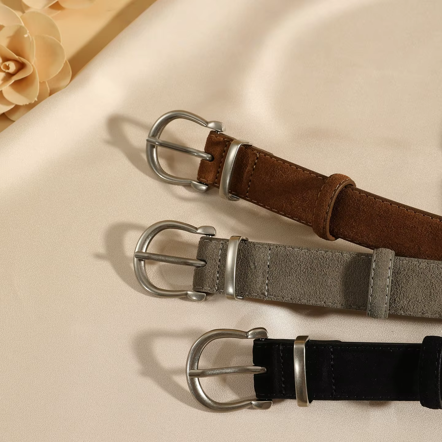 Ceinture en cuir suédé pour femmes