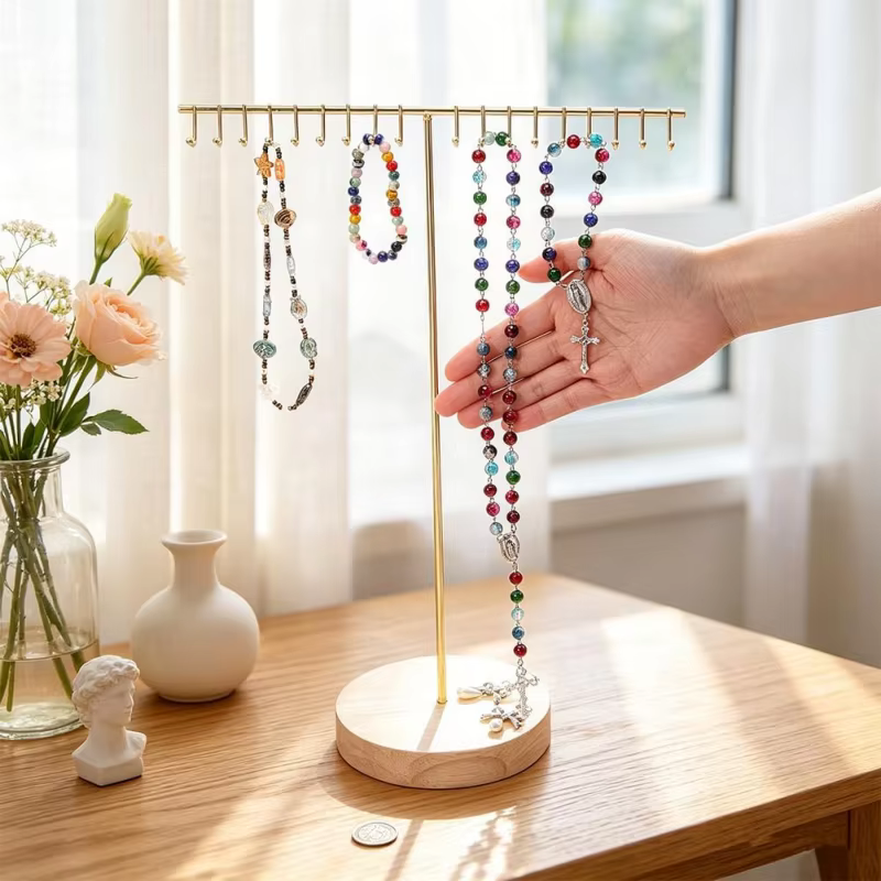 Présentoir à bijoux en métal avec base en bois, support de rangement esthétique pour colliers longs