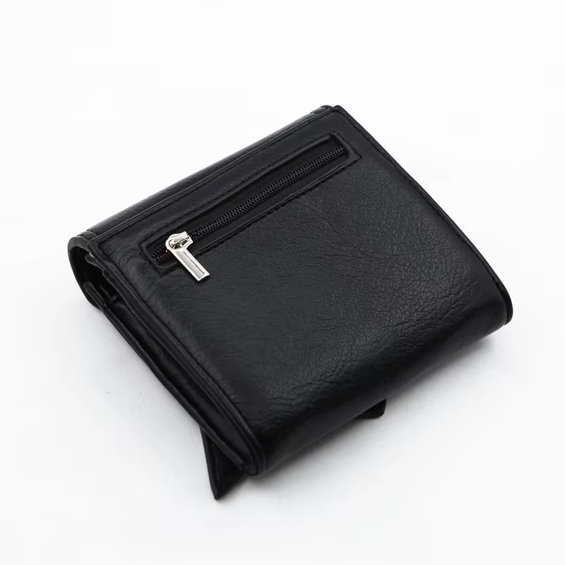 Portefeuille à ailes de chauve-souris en faux cuir noir végétalien