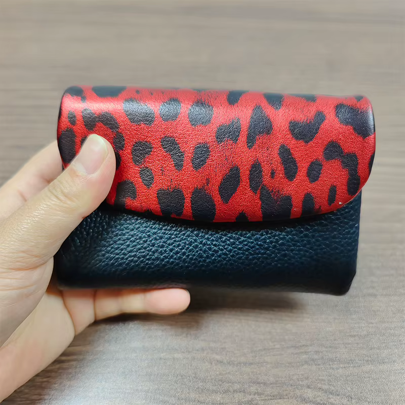 Portefeuille Organisateur Tendance en Cuir de Vachette Imprimé Léopard pour Femme