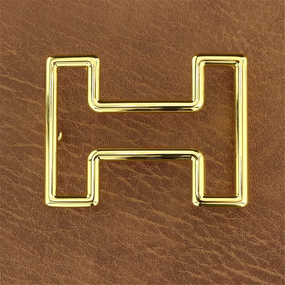 Sans ceinture, Double lettre H