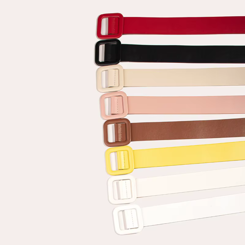 Ceinture à boucle carrée simple