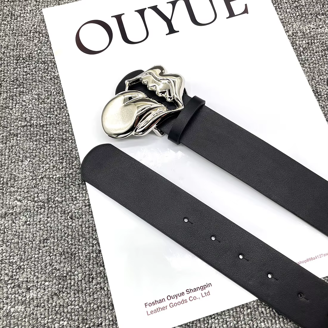 2025 mode luxe concepteur y2k grande langue boucles ceinture femmes grande ceinture en cuir PU ceinture pour dame accessoire