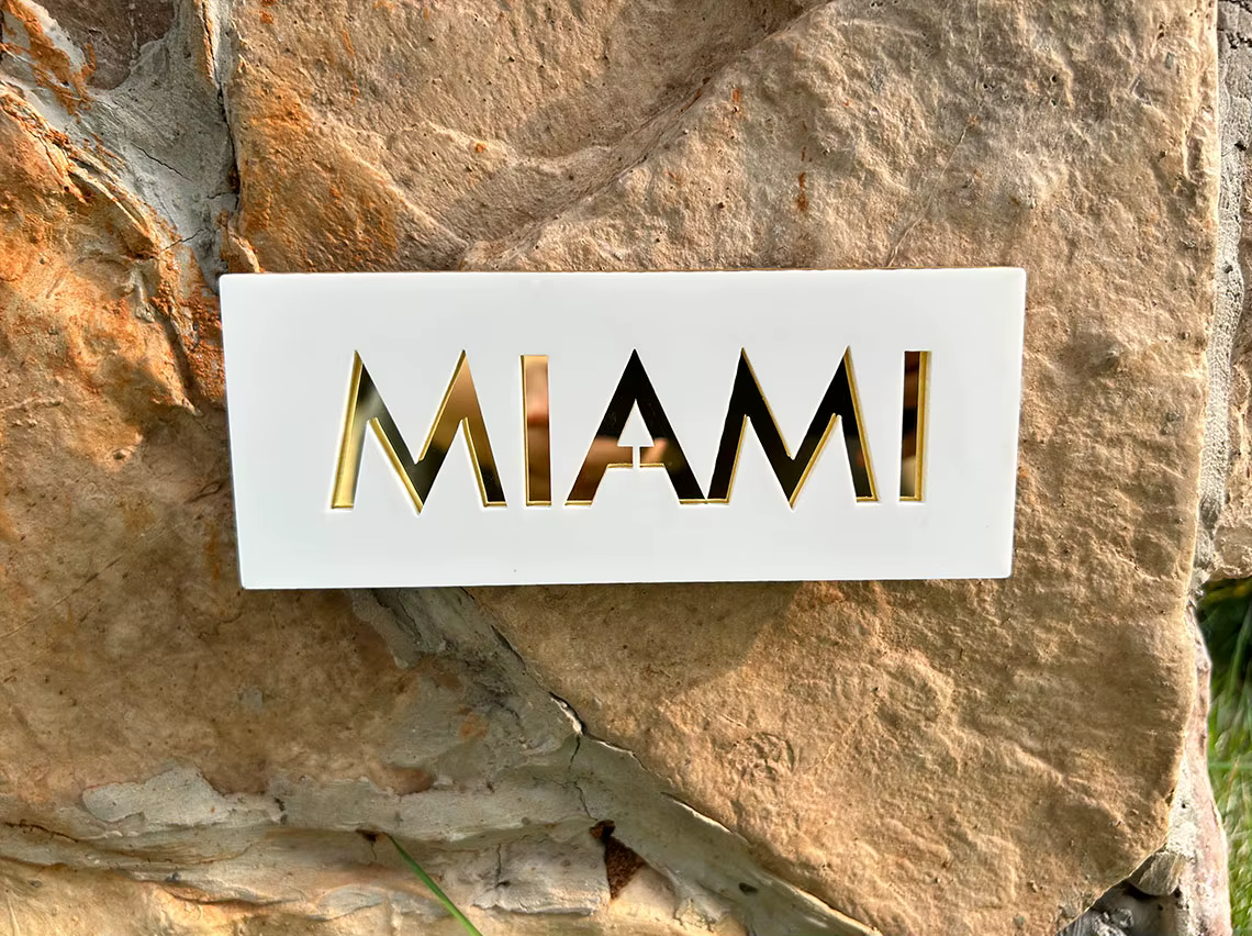 Plaque de porte en acrylique personnalisée avec numéro de maison, lettre moderne personnalisée, nom de famille, 73 appartements, villa, maison, hôtel