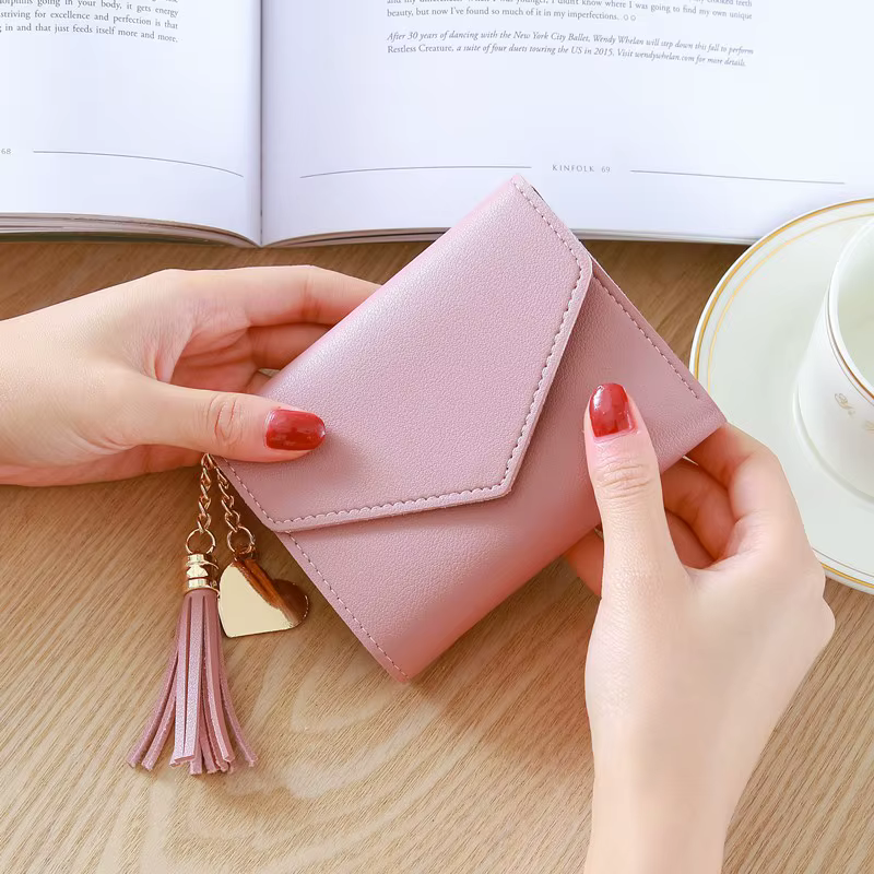 Mode court femmes portefeuilles en cuir PU
