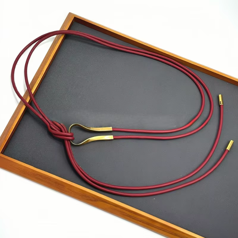 Ceintures élégantes nouées en cuir véritable