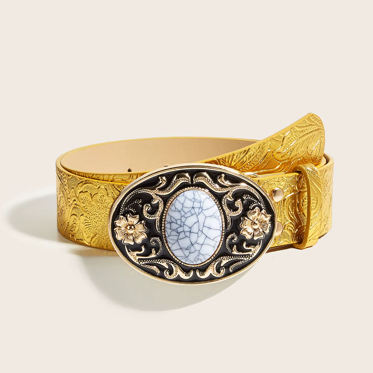 Ceinture western dorée pour femme avec boucle ovale en pierre sculptée. Style cowgirl Y2K tendance pour jeans et