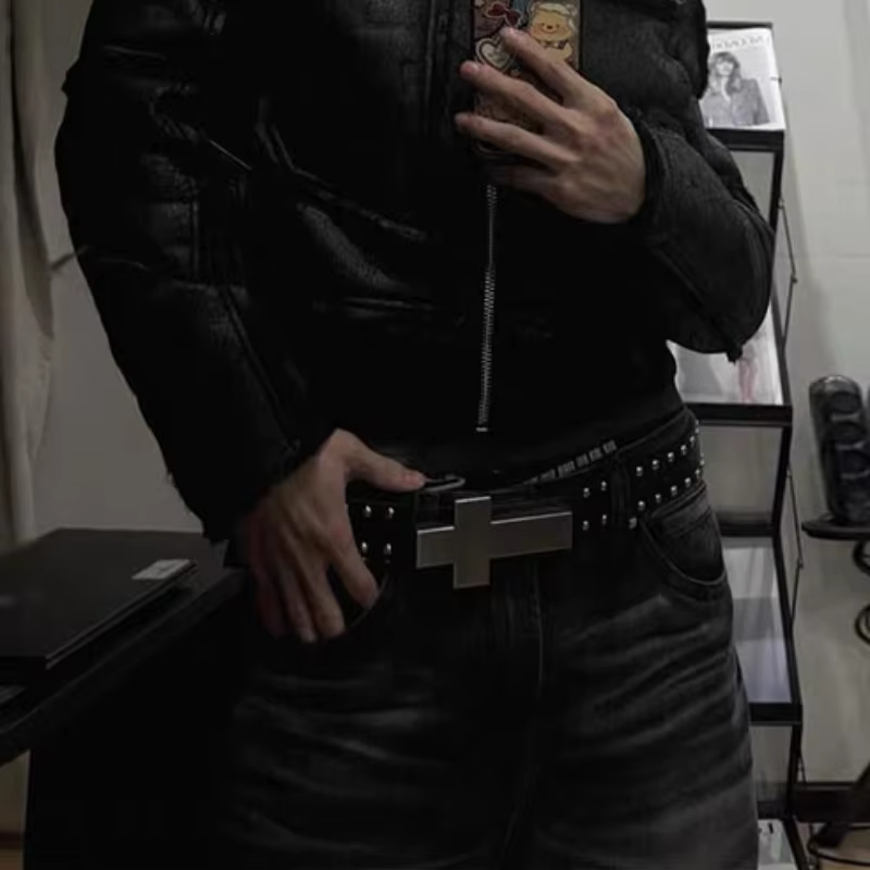 Ceinture unisexe style Harajuku punk cloutée avec croix