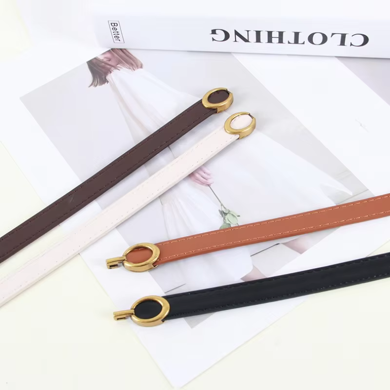 Ceinture pour femme rétro à la mode avec chaîne et perles, ceinture décorative polyvalente pour manteaux et robes, boucle en métal, ceinture en cuir fine pour femme