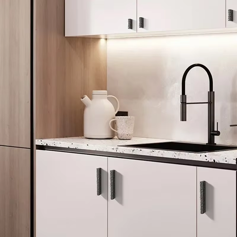 Poignée de porte d'armoire noire moderne et simple, poignée de porte d'armoire, armoire à vin, poignée de quincaillerie de meubles