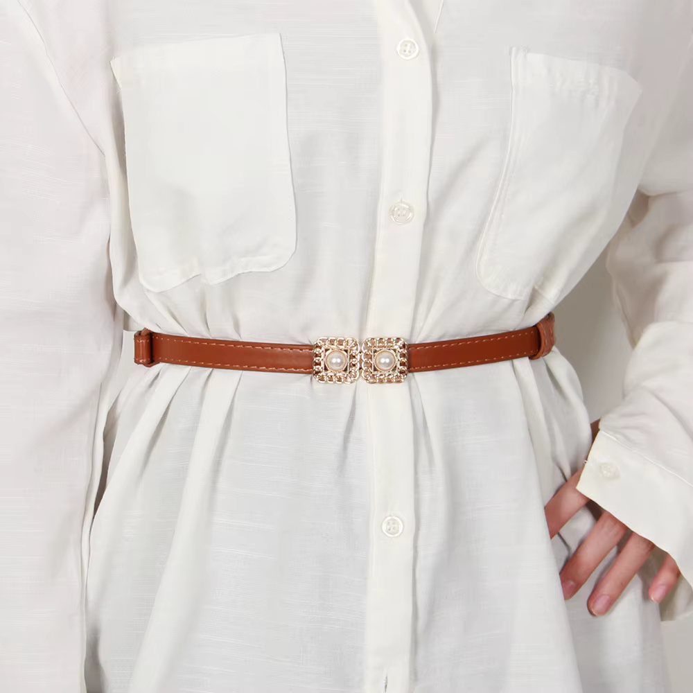 Ceinture pour femme rétro à la mode avec chaîne et perles, ceinture décorative polyvalente pour manteaux et robes, boucle en métal, ceinture en cuir fine pour femme