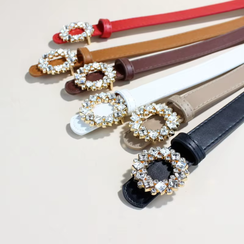 Ceinture en Alliage Creux avec Diamants pour Femme