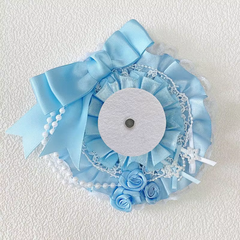 Porte-badge rond chic et unique en dentelle, avec chaîne de perles et nœud papillon, fait main, pour badges de personnages d'anime, de dessins animés et de jeux, badges de soutien pour célébrités et i