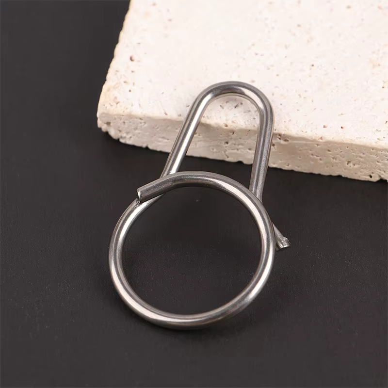 Porte-clés en alliage de titane avec clip ceinture