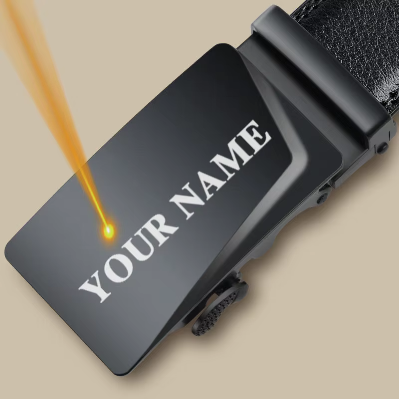 Ceinture personnalisée pour hommes avec nom gravé
