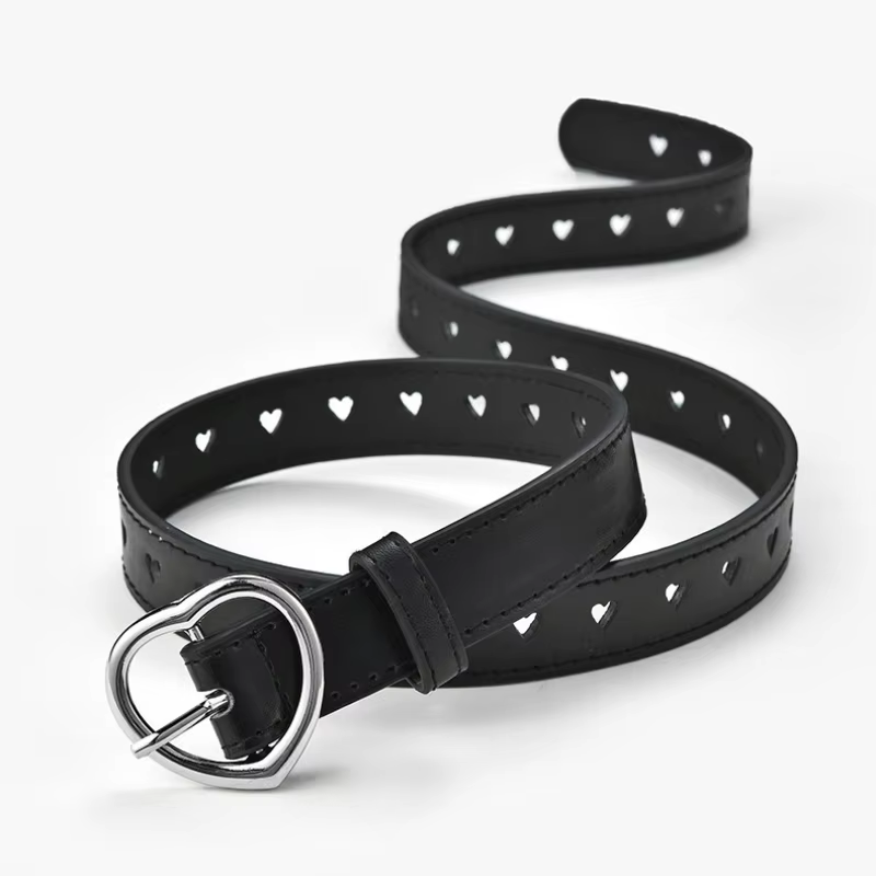 Ceinture pour femme tendance à boucle en forme de cœur