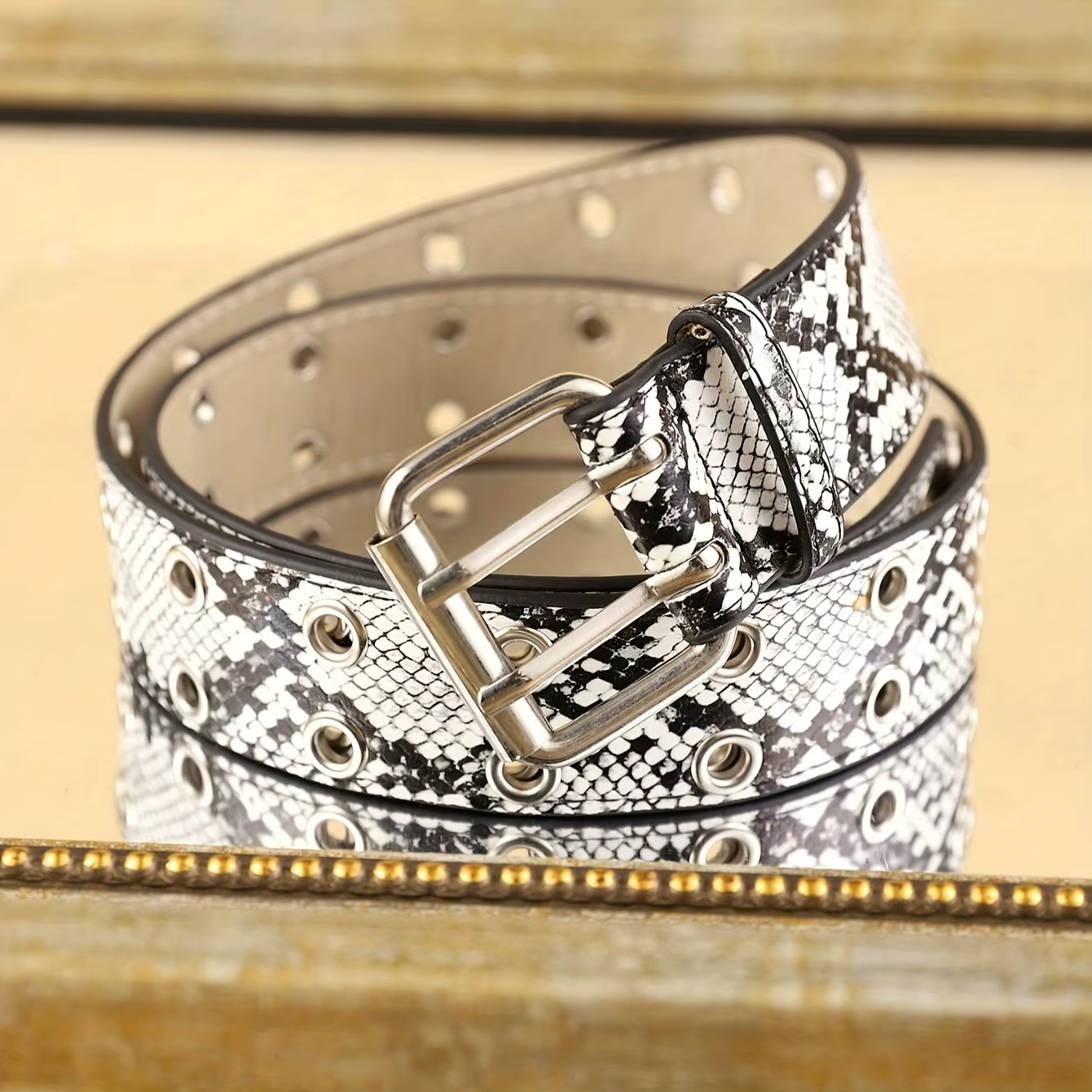Ceinture en cuir PU à motif python noir et blanc pour femme