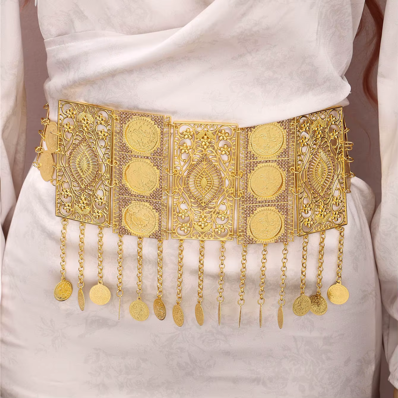 Ceinture de mariée dorée marocaine