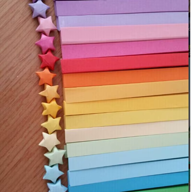 Origami Lucky Star rubans couleurs bandes papier pliant Kit Lucky Wish étoile décoration souhaitant étoile pour les enfants (couleur aléatoire)