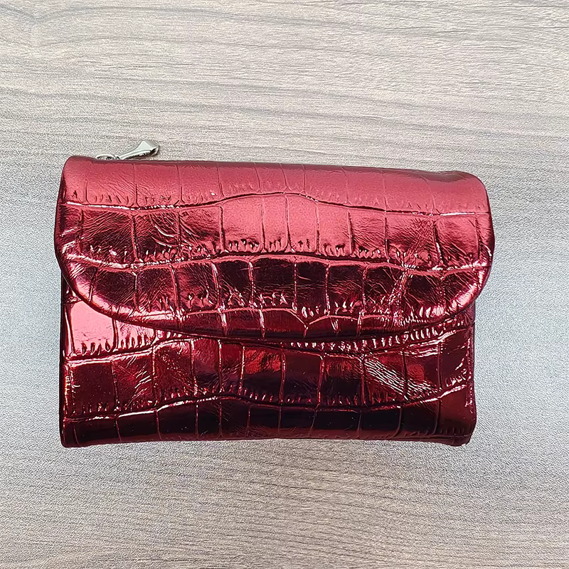 Portefeuille court motif Crocodile métallique pour femmes