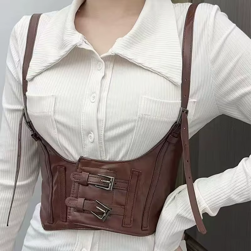 Ceinture large en cuir noir pour femmes