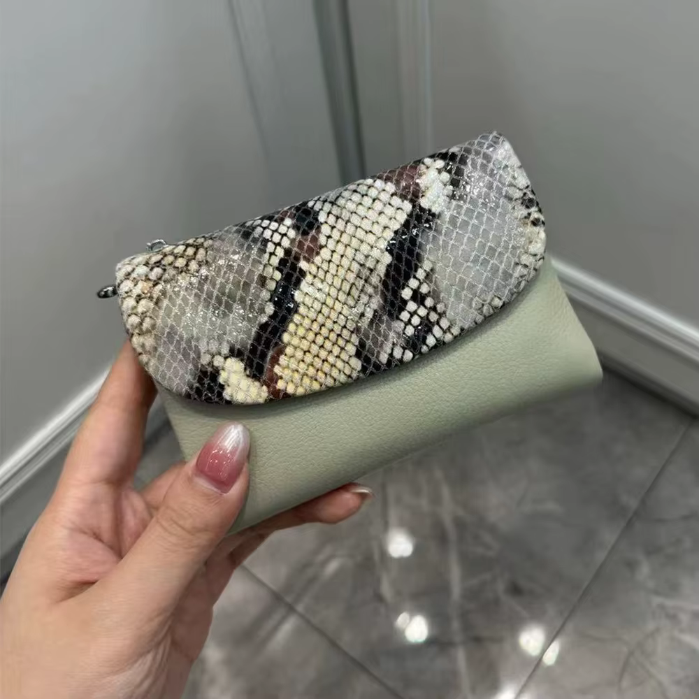 Nouveau 10 couleurs motif serpent en cuir de vache court portefeuille femmes mode Python véritable peau de vache Tri-fold porte-carte sac à main dames